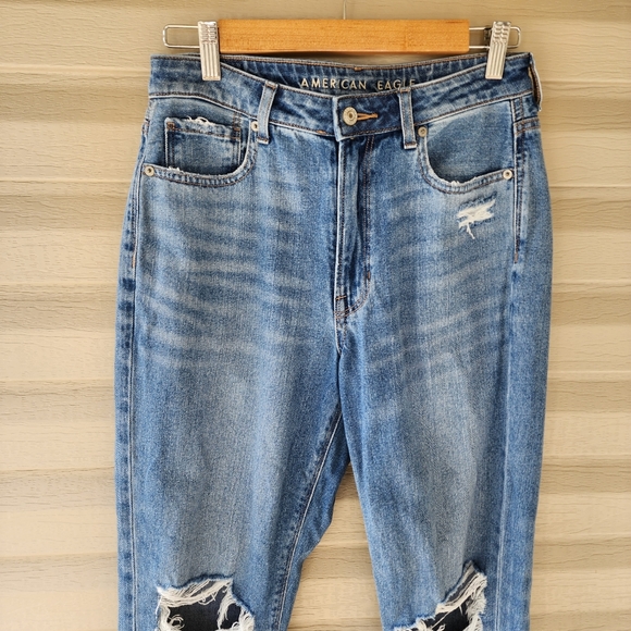 American Eagle mom distressed jeans size 6 - Picture 3 of 13
